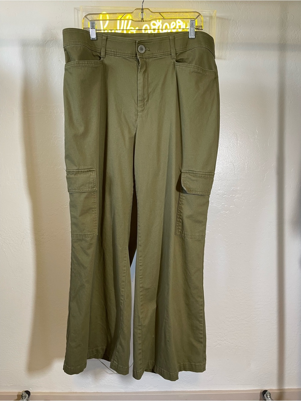 Ava & Viv Olive Cargo Pants